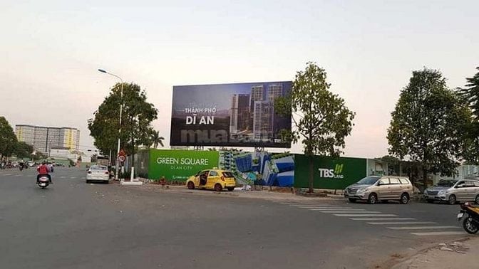 Đất nền TTHC Bến Cát , dự án CentrelPoint . Giá 1 tỷ750 /72 