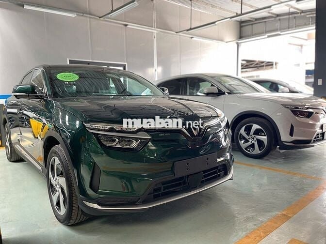 VinFast VF8 S 2024 (như mới) - dưới 50km