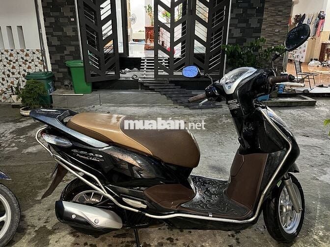 Xe tay ga Lead, đời 2020, xe màu xanh đen