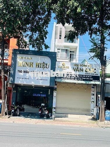 MẶT TIỀN HOÀN CÔNG 3 lầu 1 trệt đường Hai Bà Trưng PĐông Hoà