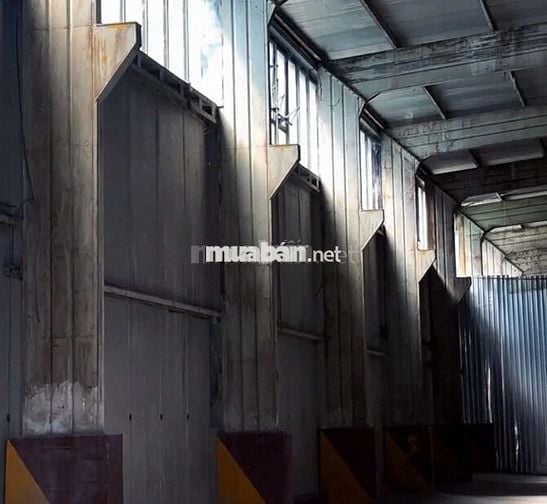 Thuê kho 1200m2 Quận 7 vách tường xây kiên cố làm nhà kho, nhà xưởng