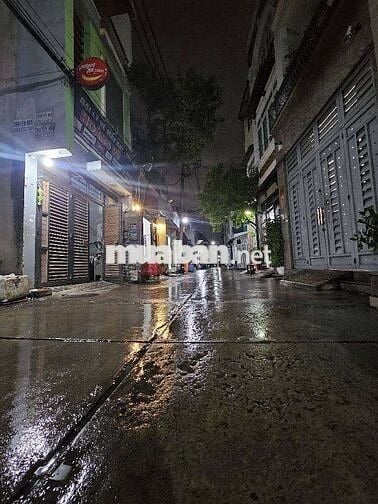 Nhà trung tâm Bình Tân hẻm 8m , kinh doanh buôn bán . Hồ Văn Long