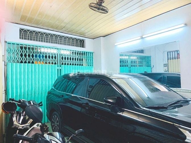BÁN NHÀ GÓC 2 MẶT TIỀN Kim Biên Q5 dt đất 84m2 + 120m2 sân vườn 27 TỶ