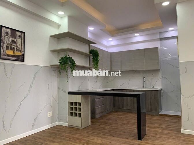 Bán căn hộ chung cư Lê Thị Riêng Lô G , lầu 1.