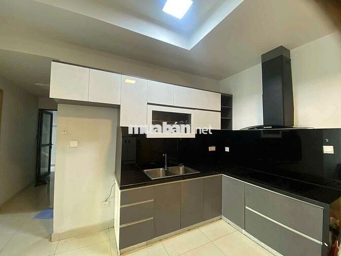 2PN 2WC – Chỉ 13.5 Triệu/Tháng | Emerald Celadon City – Sát AEON Mall