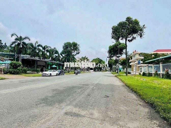 CHO THUÊ MẶT BẰNG MẶT TIỀN KDC NAM LONG BÁN ĂN KẾT HỢP. 200MV. 4TR5.