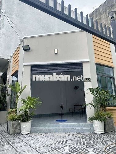 Nhà bán gấp ,giảm giá kịch sàn , trả là bán , Trung Tâm Bình Tân