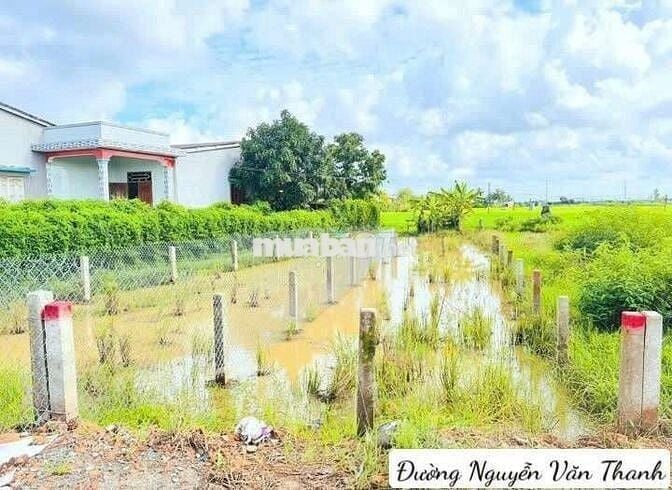 Hàng ngộp, 72m2 đất thổ cư đường nhựa cực đẹp, 435 tr