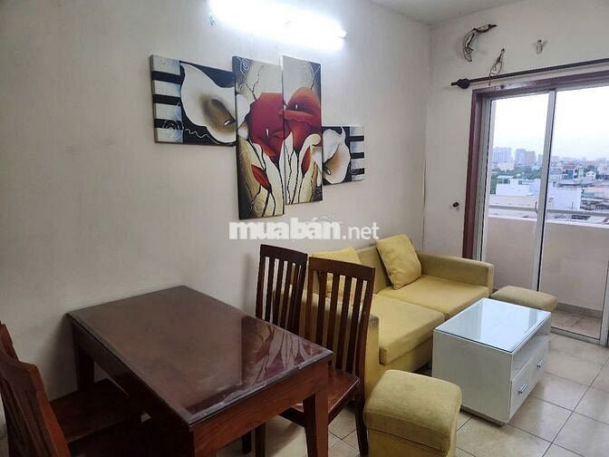 Cho thuê căn hộ 2 PN tại P.7, Q.8  Gần trường học, chợ  full nội thất