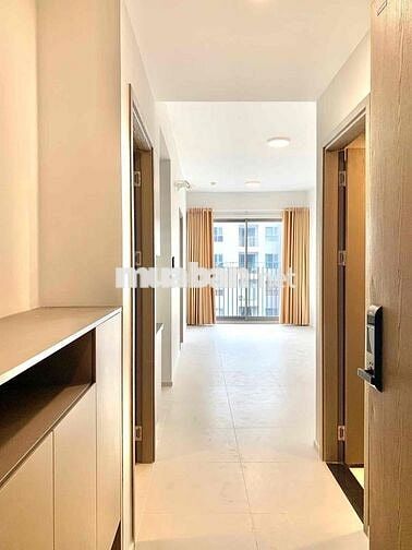 Nhà có 2 Căn cần bán; View Hồ bơi và View TP. LH Xem nhà thực tế.