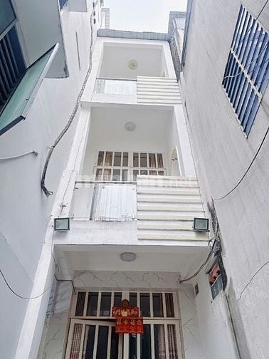 Hàng VIP HẺM BAGAC tới nhà QUAN 5 GÀN TRUONG HOC BENH VIEN SIEU THI 