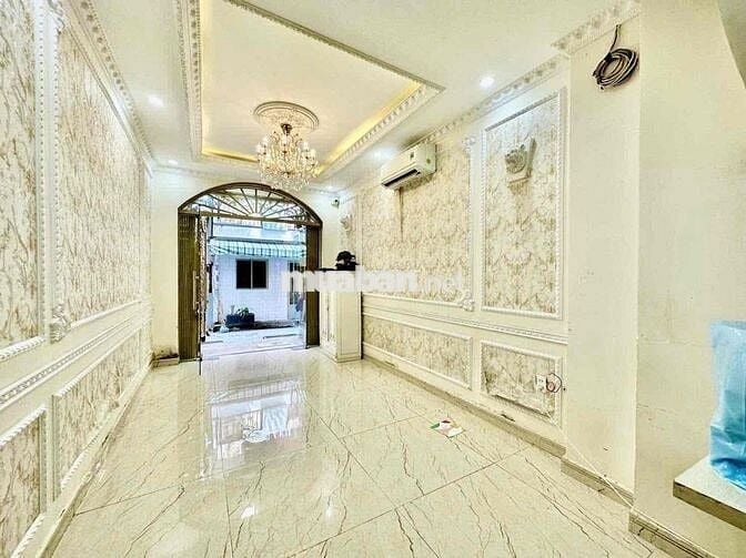 HẺM XE HƠI CÁCH 50M MẶT TIỀN - TRUNG TÂM QUẬN 10 - PHONG CÁCH CHÂU ÂU