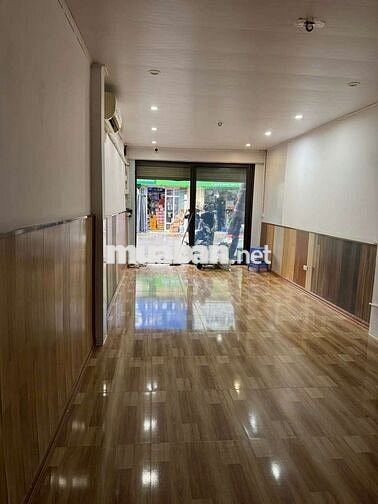 Bán Nhà Mặt Phố KD Đỉnh Cách Hồ Linh Đàm 2km 65m2 2 Tầng 2,2 Tỷ