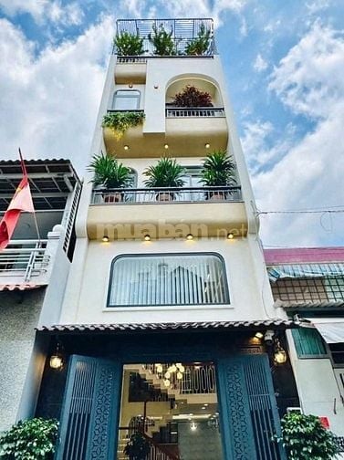 Thua lỗ bán gấp nhà Huỳnh Văn Bánh. Phường 11. Phú Nhuận. Giá 3 tỷ 190