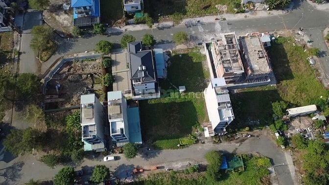 Bán nền nhà phố 100m2 khu Sadeco Nghỉ ngơi giải trí giá chỉ 120tr/m2