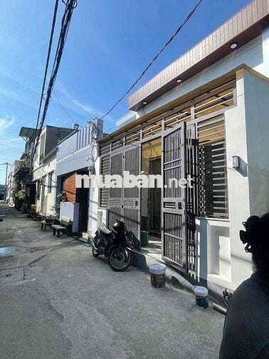 Nhà 1/ TL15, Ngã tư ga Quận 12