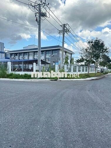 Bán gấp lô đất liền kề KCN Becamex giá ngộp