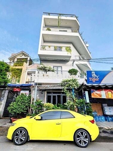 Xe nhà dùng - Kia Coupe