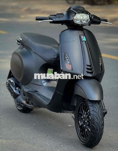 Vespa Sprint 2021 Đen Nhám