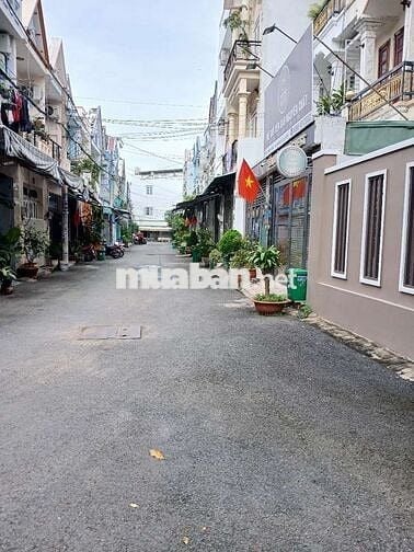 NHÀ ĐẸP 3 TẦNG- GẦN CÔNG VIÊN – NHỰA 5M THÔNG– 4.X TỶ- TÂN CHÁNH HIỆP