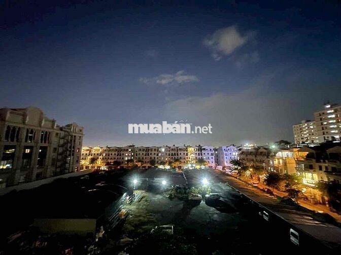 CHO THUÊ CĂN HỘ NGUYÊN SÀN 100m2 mới 100%