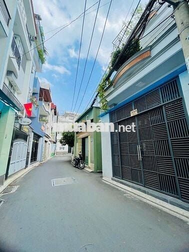 CHƯA ĐẾN 6 TỶ CÓ NGAY CĂN NHÀ HẺM XE HƠI THÍCH QUẢNG ĐỨC PHÚ NHUẬN