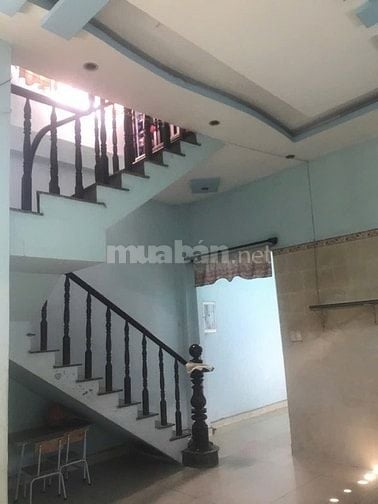 HH 2% Bán nhà ngang 4,5m 254/30 Bến Vân Đồn Q4 2 tầng BTCT