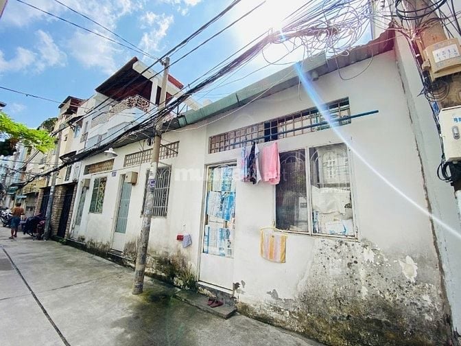 Nhà trệt lầu tiện xây CHDV Hẻm xe hơi 2 mặt tiền D2, 83m2 giá chỉ 9.7T