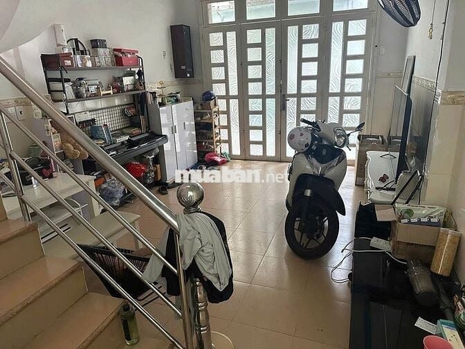 Cho thuê nhà mới 2 lầu Lê Hồng Phong 3 phòng ngủ