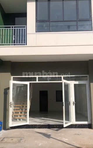 Bán Nhà ( 5x15m), MT đẹp 12m , vành đai 4 , Bến Cát BD., hướng Nam,