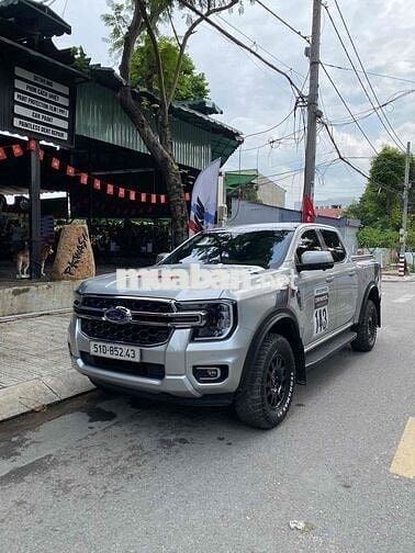 Ford Ranger 2023 XLS 2.0 4x2 AT đăng ký 2024