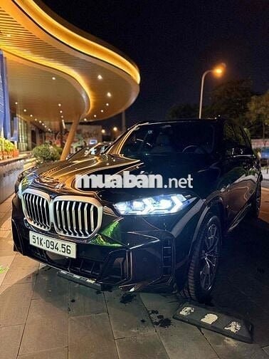 BMW X5 2023 xDrive40i M Sport - 11800 km