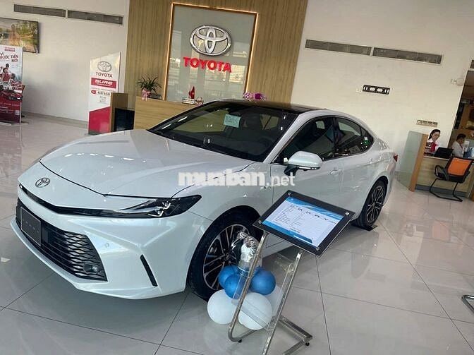 Toyota Camry 2025 2.5HEV TOP 1.377.000.000 vnđ
