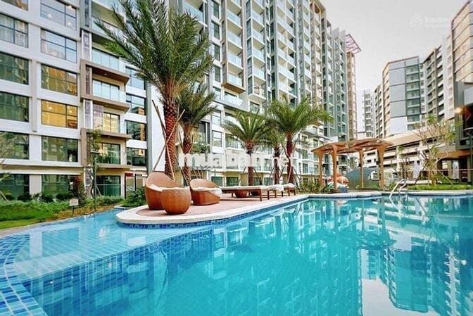 Căn góc cực đẹp 2 ban công tại Celadon Briliant