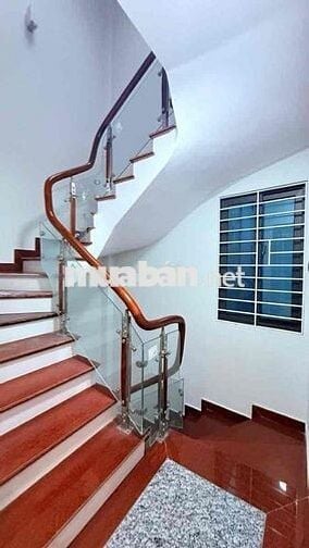 GẦN HỒ TÂY – NGÕ TO NHƯ PHỐ – NHÀ ĐẸP 5 TẦNG FULL NỘI THẤT – Ở NGAY!