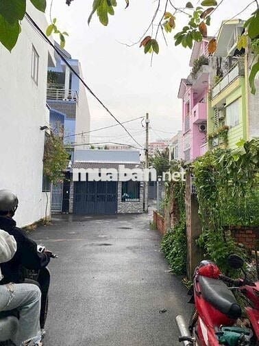 Kẹt tiền bán gấp dãy trọ ngay đường 22 Linh Đông. 100m2, giá 6.3 tỷ