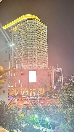 GIÁ HIẾM QUẬN 3. CĂN GÓC 3 MẶT THOÁNG. CÁCH NAM KỲ KHỞI NGHĨA 70M