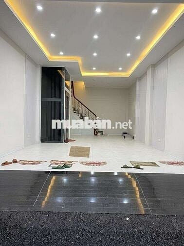 KHU PHÂN LÔ Ô TÔ TRÁNH - KINH DOANH, Kim Đồng 85m 5Tầng MT5m