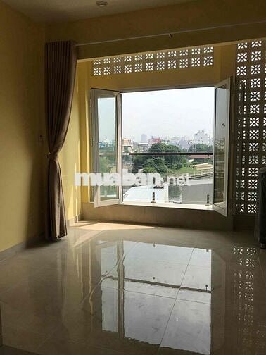 Phòng mới xây xong mặt tiền đường Bông Sao P.5, Q.8