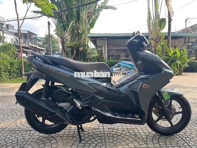 AB 4val 160i ABS Đen nhám 2022 #BSTP