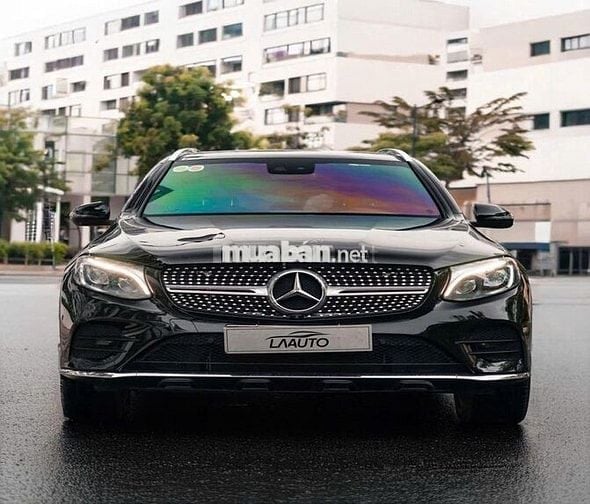 Mercedes Benz GLC300 4Matic 2019 - 74000 km