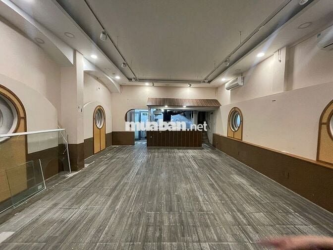 Mặt tiền Nguyễn Cư Trinh, Q1 ngang 6m kinh doanh tự do