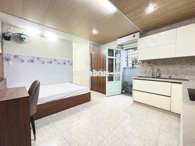 Chính Chủ Căn Hộ Gần Toà Nhà Viettel_CMT8 Q10