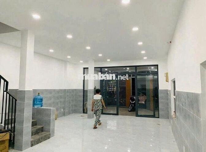 MT Nguyễn Thiện Thuật 6x15m Có Lầu Sát Bùi Đình Túy Có Sân Để XE Rộng