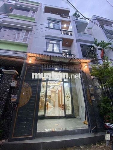 Nhà mới y hình gần chợ siêu thị