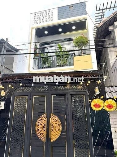 Nhà Đẹp từ trong hẻm xe hơi ngủ trong nhà . Trung tâm Bình Tân ,