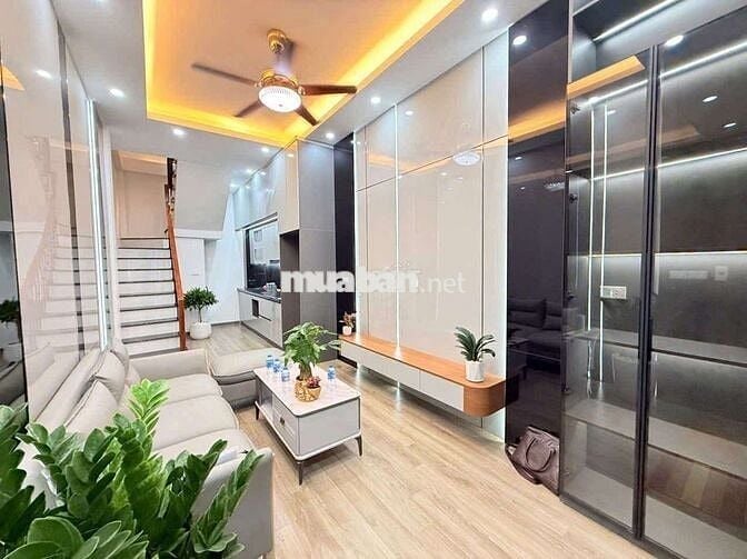 Bán nhà chính chủ Quan Nhân, 28m2 ngõ thông chỉ 7.3 tỷ!