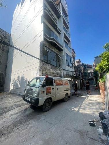 Bán nhà Thạch Bàn - sát Aeon mall, 6 tầng full nội thất - ô tô vào nhà