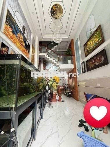 Chủ ngộp bank bán 5.9tỷ ngay Aeon Tân Phú. 5tầng,5pn. Dt: 4 x 16.