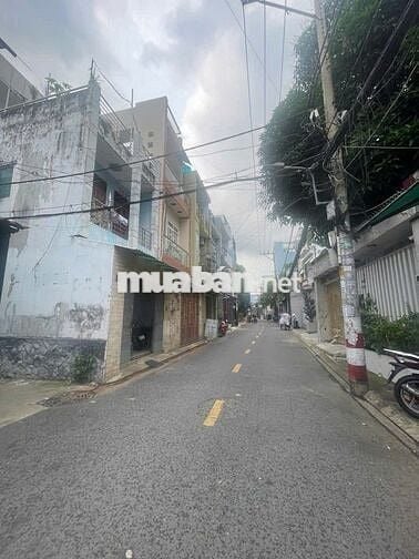 GẦN ĐẦM SEN - Đ.KHUÔNG VIỆT - Q11 - HẺM XE HƠI